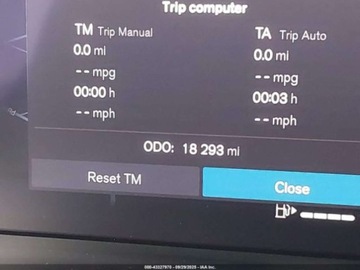 Volvo XC40 2024 Volvo XC 40 B5 Plus Dark Theme 2024 2.0l 2.0 Benzyna 247KM, zdjęcie 11