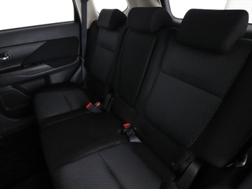 Mitsubishi Outlander III SUV Facelifting 2017 2.0 150KM 2017 Mitsubishi Outlander automat tempomat grzane, zdjęcie 16