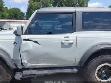 Ford 2023 Ford Bronco 2023 Ford Bronco Base 2 Door Advanced 4x4 2.3 Benzyna 275KM, zdjęcie 3