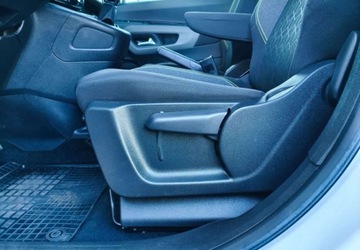 Peugeot Rifter Standard 1.5 BlueHDI 102KM 2020 Peugeot Rifter Peugeot Rifter 1.5 BlueHDI Active Pack SampS 1.5 Diesel, zdjęcie 10