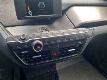 BMW i3 G28 Hatchback i3 Elektryczny 170KM 2016 BMW i3 BMW i3 94 Ah Elektryczny 170KM, zdjęcie 12