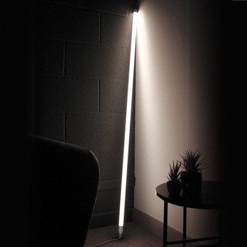 Biała Zimna Świetlówka LED Neon Wtyczka 230V