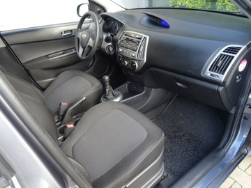 Hyundai i20 I Hatchback 5d Facelifting 1.2 DOHC 85KM 2014 Hyundai i20 Samochód z bardzo niskim przebiegiem, zdjęcie 8