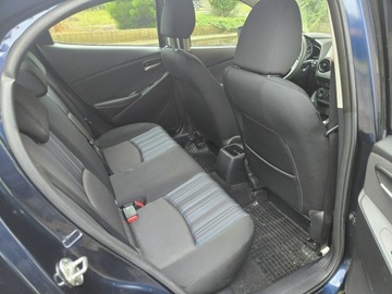 Mazda 2 III Hatchback 5d 1.5 SKY-G 75KM 2015 Mazda 2 SKYACTIV, zdjęcie 13