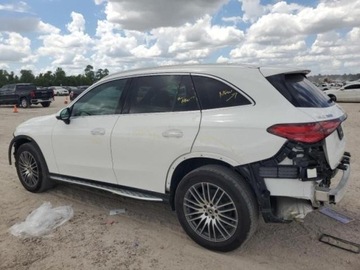 Mercedes GLC C254/X254 2024 Mercedes-Benz GLC 300, 2024r., 2.0L 2.0 Benzyna 255KM, zdjęcie 3