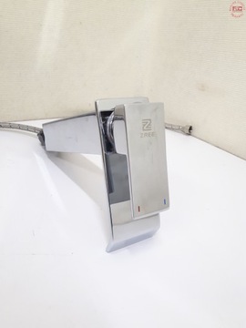 Хромированный смеситель для ванной комнаты ZREE с водопадом ОПИСАНИЕ!