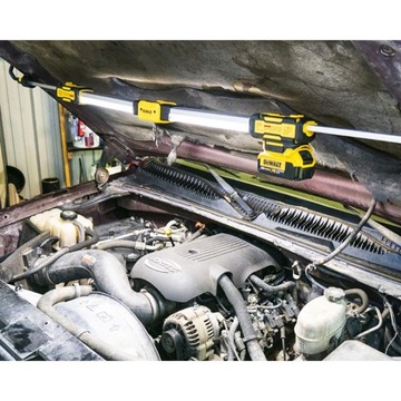 Фонарик на капот автомобиля 12/18В DeWALT DCL045P1