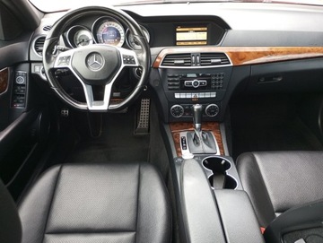 Mercedes Klasa C W204 2012 Automat Alu 1.8 Pakiet AMG, zdjęcie 36