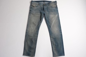 DIESEL BELTHER__W38 L30 REGULAR SLIM-TAPERED JEANS__38/30