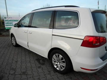 Volkswagen Sharan II Van 2.0 TDI-CR BMT 140KM 2012 Volkswagen Sharan Xenon Led Szklany Dach Klimatronik 2.0 Diesel 140KM, zdjęcie 10