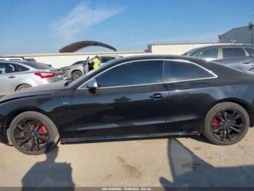 Audi A5 8T S5 Coupe 4.2 354KM 2010 Audi S5 Coupe 4.2 Premium Plus 2010 4.2 Benzyna 354KM, zdjęcie 2