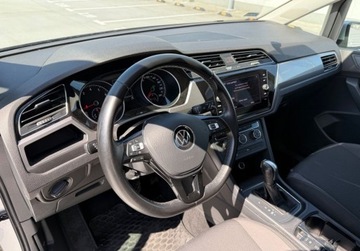Volkswagen Touran III 1.5 TSI EVO 150KM 2021 Volkswagen Touran salon PL FV VAT 23 bezwypadkowy 1.5 Benzyna 150KM, zdjęcie 14
