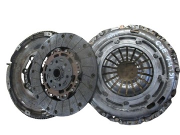 SPRZĘGŁO KOLO DWUMASOWE VW 1.4 TSI 04E105266L