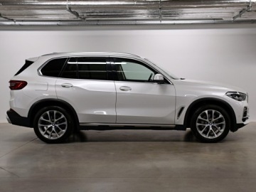 BMW X5 G05 SUV 2.0 25d 231KM 2019 BMW X5 Domykanie/ AdaptiveLED/ Harman/ Szklany Dac, zdjęcie 3