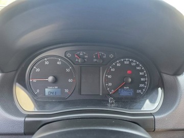 Volkswagen Polo IV Hatchback 1.4 i 80KM 2009 Volkswagen Polo 1.4 Benzyna 80 KM, Grzane Fotele,, zdjęcie 8