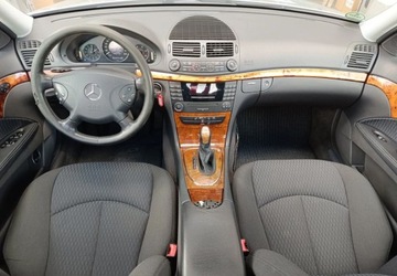 Mercedes Klasa E W211 2003 Mercedes-Benz Klasa E Mercedes-Benz Klasa E 2.7 Diesel 170KM, zdjęcie 10