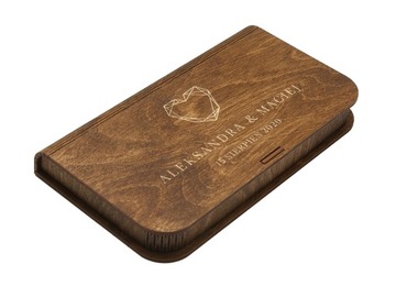 Drewniane pudełko na zdjęcia 10x15 PERSONALIZOWANE