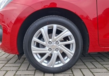 Suzuki Swift VI Hatchback Facelifting 1.2 DualJet SHVS 83KM 2020 Suzuki Swift 1.2 Dualjet SHVS Premium Plus 1.2 Benzyna 83KM, zdjęcie 12