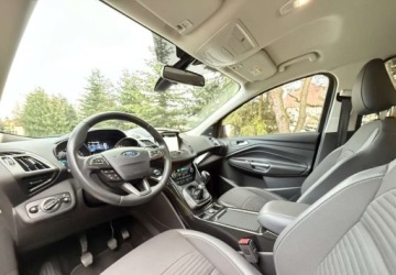 Ford Kuga II SUV Facelifting 1.5 EcoBoost 150KM 2019 Ford Kuga Ford Kuga 1.5 EcoBoost 2x4 Titanium 1.5 Benzyna 150KM, zdjęcie 16