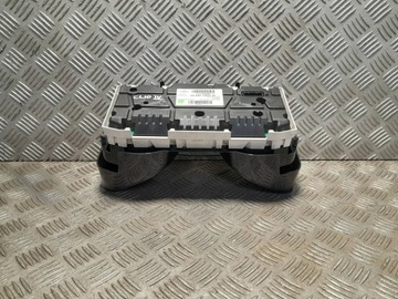 RENAULT CLIO IV СЧЕТЧИК СПИДОМЕТРА 248108588R