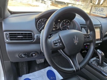 Maserati Levante 3.0 V6 GDI 350KM 2023 MASERATI LEVANTE GT Ultima V6 3.0l 350KM (Ferrari F160 Przebieg:16,151km, zdjęcie 5