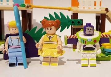 LEGO История игрушек 4: Детская площадка Базза и Бо Пипа (10768)