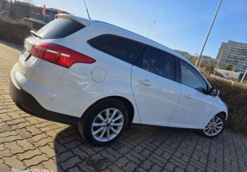 Ford Focus III Kombi Facelifting 1.0 EcoBoost 125KM 2017 Ford Focus Super Stan NAVI - Kamera - 114 Tkm - Zarejstrowany 125KM, zdjęcie 5