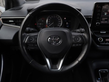 Toyota Corolla XII TS Kombi 1.8 Hybrid 122KM 2021 Toyota Corolla 1.8 Hybrid, Salon Polska, zdjęcie 16