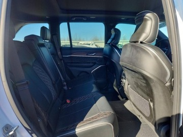 Jeep Grand Cherokee IV 2022 Jeep Grand Cherokee Summit 2022 3.6 Benzyna 293KM, zdjęcie 2