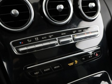 Mercedes Klasa C W205 Kombi Facelifting 2.0 220d 194KM 2018 Mercedes C 220 automat multibeam półskóra navi, zdjęcie 28
