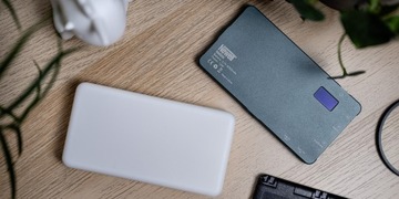 Светодиодная лампа Newell Rangha RGB 2500–9900K, 1500 люкс, смягчающий рассеиватель