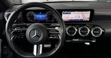 Mercedes CLA C118/X118 Coupe Facelifting 1.3 180 136KM 2024 Mercedes-Benz CLA Salon PL AMG Line Kamera Czujniki MBUX Carplay Android A, zdjęcie 12