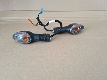 HONDA CBR 600 F KIERUNKOWSKAZ MIGACZ PRAWY PRZÓD