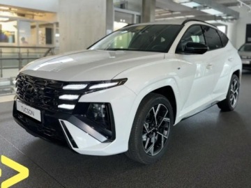 Hyundai Tucson IV 2025 HYUNDAI Tucson 1.6 T-GDi HEV N-Line 2WD aut Suv 239KM 2025, zdjęcie 1