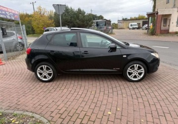Seat Ibiza IV Hatchback 5d 1.2 TSI 105KM 2011 Seat Ibiza 1.2Tsi KLIMATRONIC Panorama dach Extra stan 1.2 Benzyna 105KM, zdjęcie 22
