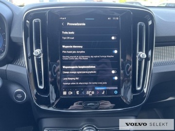Volvo XC40 Crossover Facelifting 2.0 B3 163KM 2024 Volvo XC 40 XC40 B3 Plus Dark Pakiet Driver Assist, zdjęcie 25