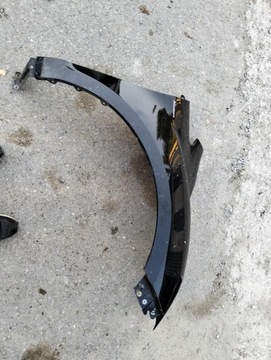 BLATNÍK PRAVÝ MAZDA CX7 A3F PŘEDNÍ ČERNÁ