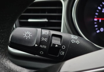 Kia Ceed III Hatchback 1.0 T-GDi 120KM 2020 Kia Ceed SalonPL FV23 Czujniki tyl Grupa Adamowscy Benzyna 120KM, zdjęcie 16