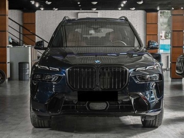 BMW X7 SUV Facelifting 3.0 40d 352KM 2025 xDrive40d Sport Suv 3.0 (352KM) 2025, zdjęcie 5