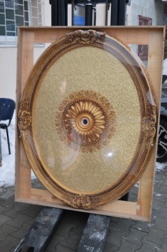 Овальная потолочная розетка 115 x 145 см. Украшение потолка