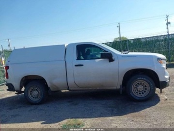 Chevrolet Silverado II 2023 Chevrolet Silverado 1500 2WD STANDARD BED WT, 2023r., 2.7L 2.7 Benzyna, zdjęcie 4