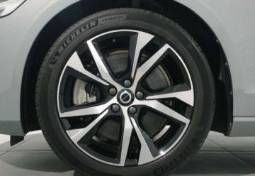 Volvo S60 III 2023 Volvo S60 Volvo S60 B5 B AWD Ultimate Dark 2.0 Hybryda 250KM, zdjęcie 7