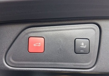 Peugeot 3008 II Crossover Facelifting  1.2 PureTech 130KM 2022 Peugeot 3008 1.2 Benzyna 130KM Allure SalonPL Iwlasc Serwis ASO 1.2, zdjęcie 25