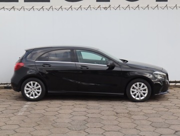 Mercedes Klasa A W176 Hatchback 5d Facelifting 160 102KM 2016 Mercedes A A 160, Salon Polska, Skóra, Klima, zdjęcie 5