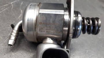 04E127025B AUDI A3 8V GOLF VII 1.4 TSI ČERPADLO PALIVA