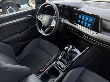 Volkswagen Golf VIII Hatchback 1.5 TSI EVO 150KM 2023 Volkswagen Golf 1.5TSI 150KM Style (Bezwypadkowa,, zdjęcie 28