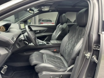 Peugeot 5008 II Crossover 2.0 BlueHDI 180KM 2018 Peugeot 5008 2.0 Blue-HDI 180KM GT Full Led Kamera, zdjęcie 9