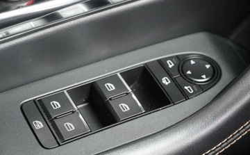 Mazda CX-60 2023 Mazda CX-60 Mazda CX-60 Hybryda Plug in 2.5 Exclusive Line Fv23 2.5 191KM, zdjęcie 19