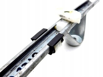 01/22 OPEL VECTRA C VODÍTKO OKNO DVEŘE PŘEDNÍ