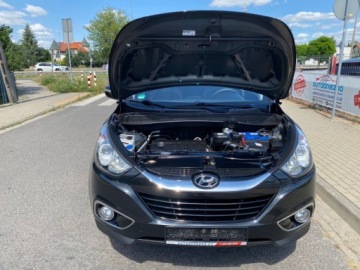 Hyundai ix35 SUV 1.7 CRDi 115KM 2011 Hyundai ix35 KLIMATYZACJA SKORY GRZANE FOTELE PARKTRONIC TEMPOMAT PELEN SE, zdjęcie 19